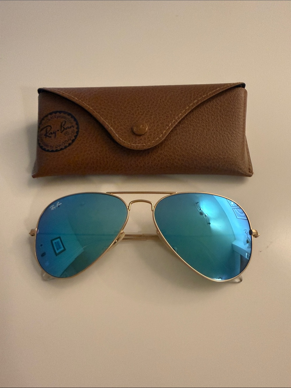 Ray-Ban Classic Aviator Sunglasses Gold Frame with Blue Mirrored Lenses